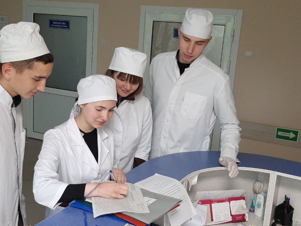 Підсумкове оцінювання набутих практичних навичок та знань з ОК «Навчальна практика. Догляд за хворими: медичні маніпуляції»