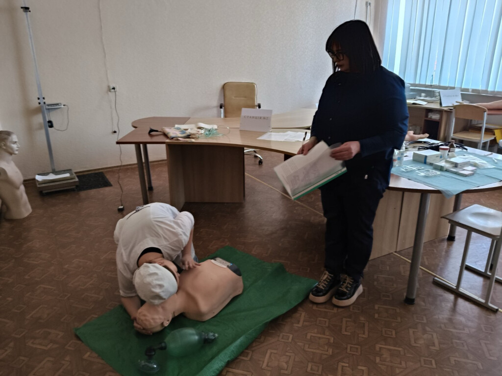 Здобувачі вищої освіти змагалися у І етапі Всеукраїнської студентської олімпіади з навчальної дисципліни «Внутрішня медицина (Невідкладні  стани в практиці стоматолога)»