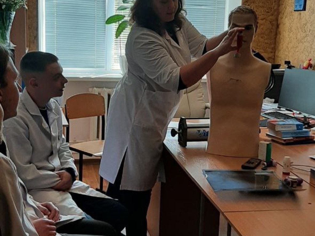 Засідання студенської наукової групи з майстер-класом "Хворий бронхіальною астмою на прийомі у лікаря стоматолога"