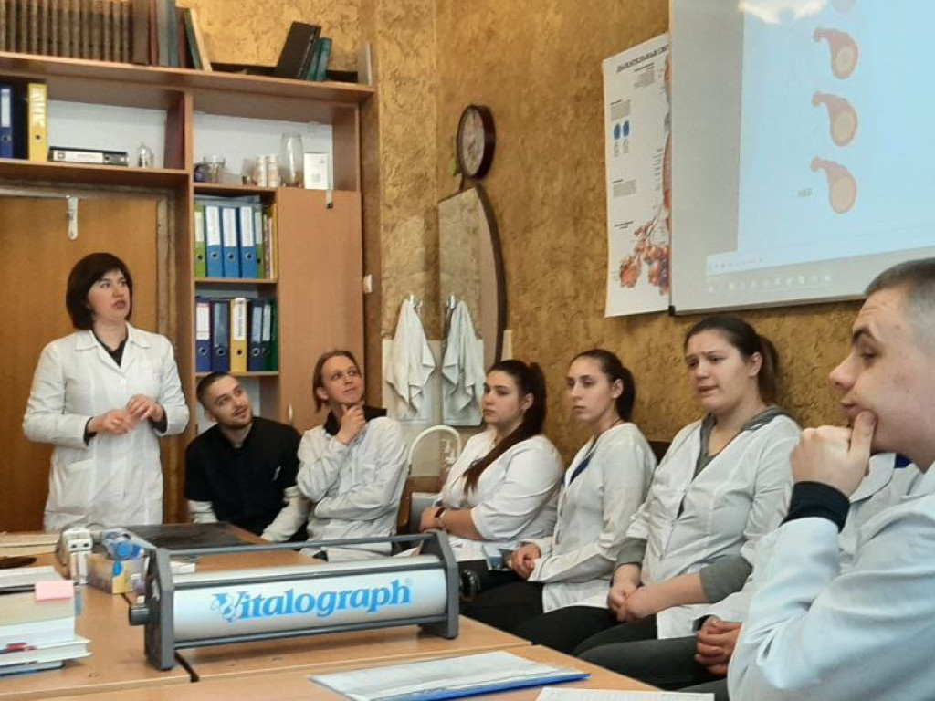 Засідання студенської наукової групи з майстер-класом "Хворий бронхіальною астмою на прийомі у лікаря стоматолога"