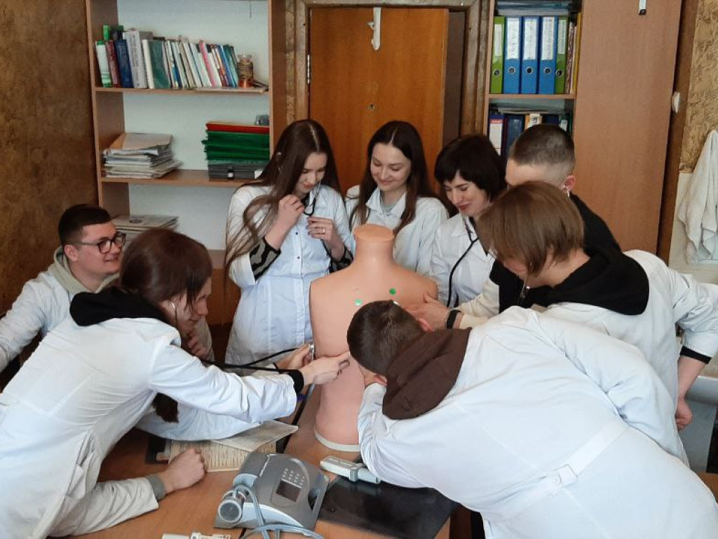Засідання студенської наукової групи з майстер-класом "Хворий бронхіальною астмою на прийомі у лікаря стоматолога"