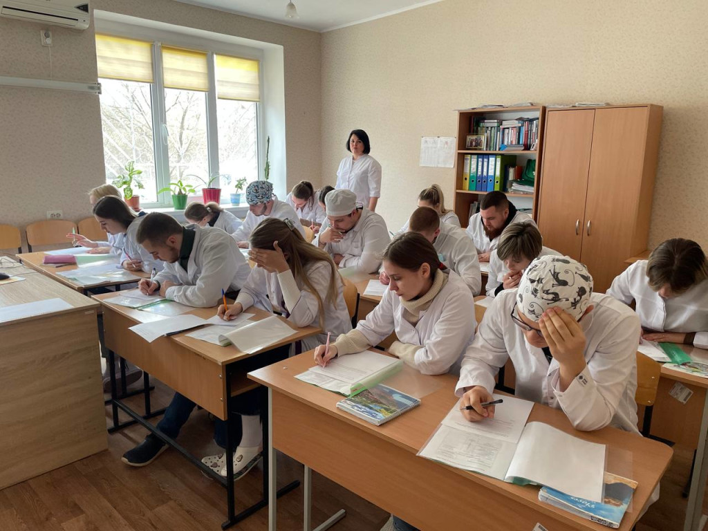Олімпіада з невідкладної допомоги в практиці стоматолога – шлях від навчання до практики!