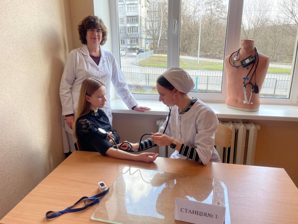Олімпіада з невідкладної допомоги в практиці стоматолога – шлях від навчання до практики!